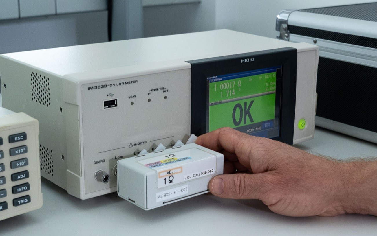 HIOKI-After-Service-team-calibration-repair-16 - Copy