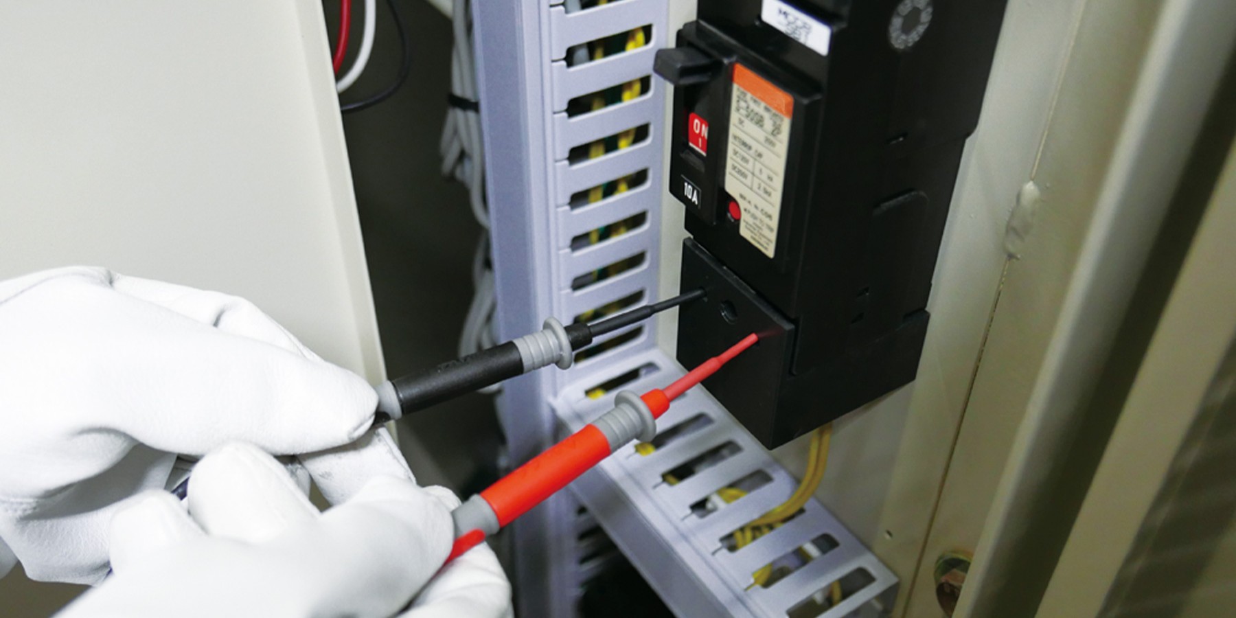 HIOKI Test leads & probe tips
