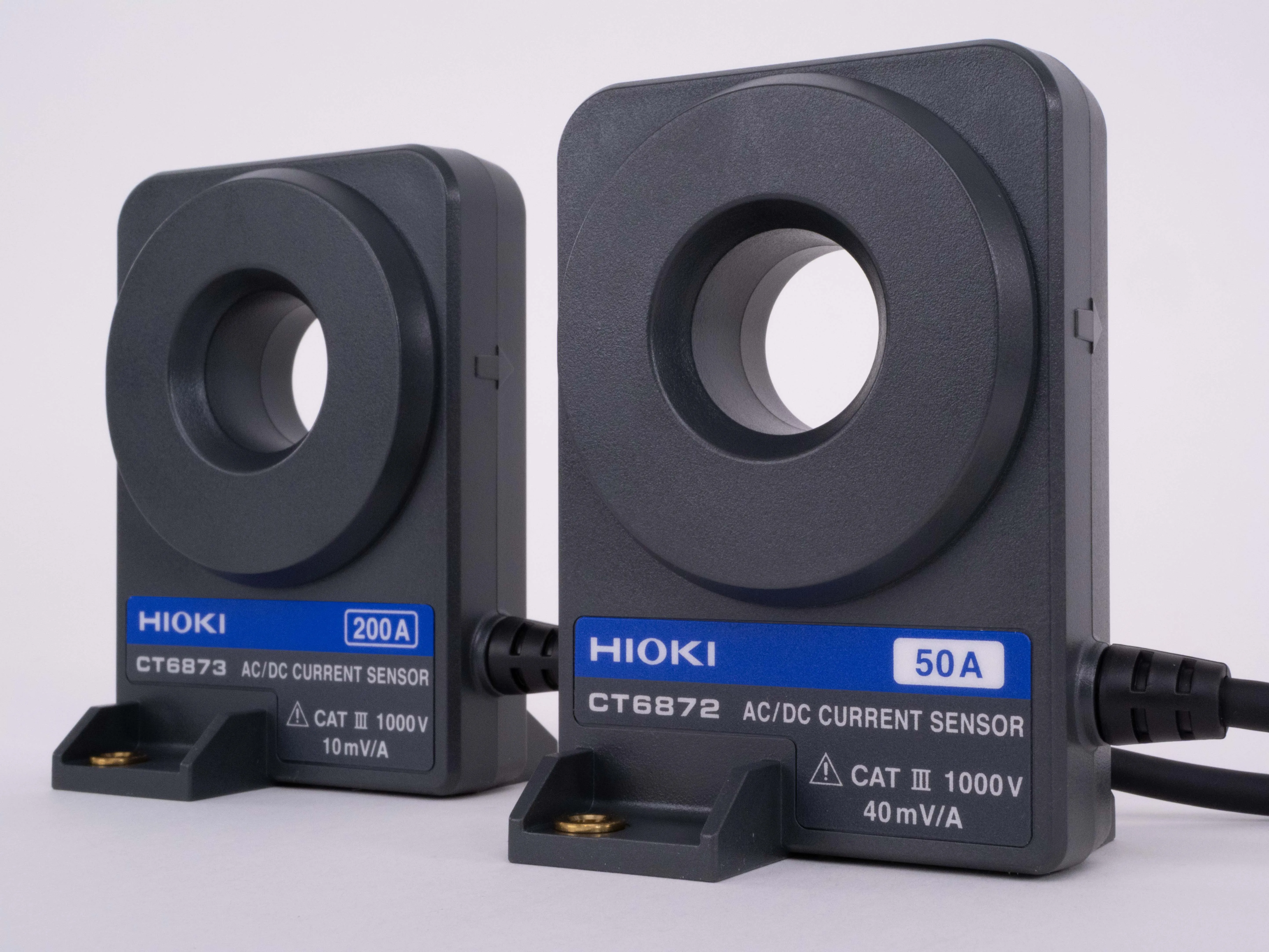 Current Transducers up to 200 A_ P1000342