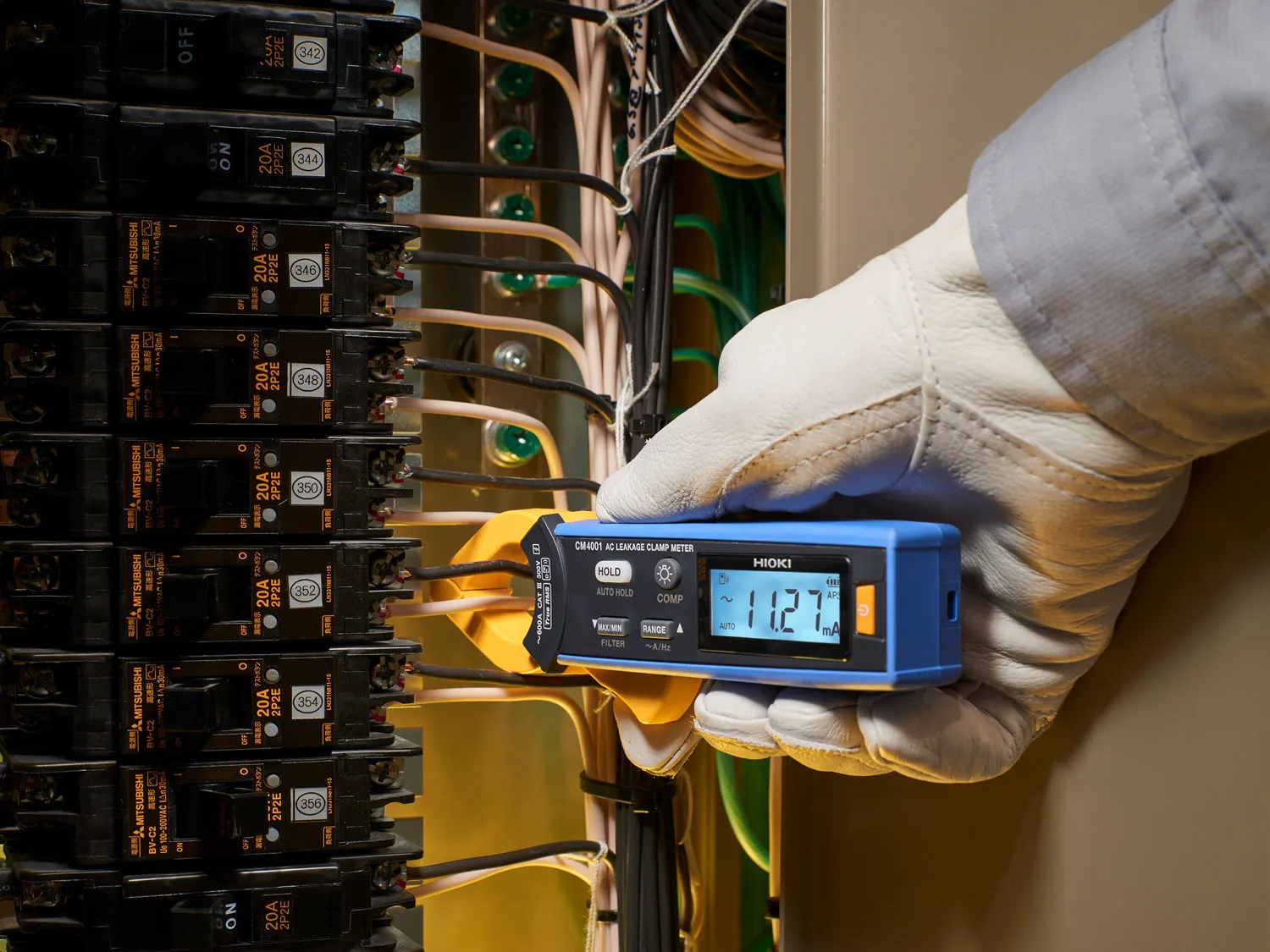 HIOKI CM4001 ac leakage clamp meter threshold alarm