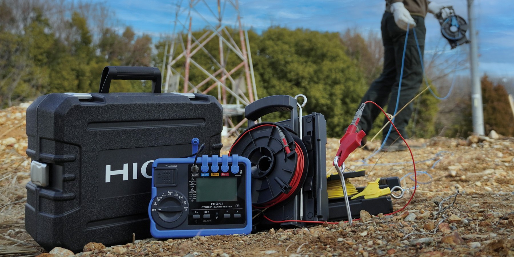 image-1+2-HIOKI_FT6041-earth-tester-durable-for-tough-outdoor conditions_2-1