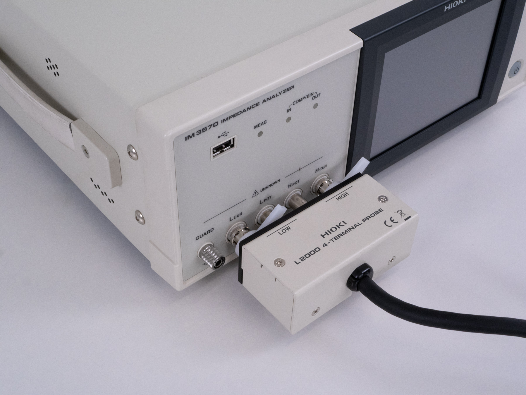 HIOKI IM3570-9000 impedance analyzer 4hz to 5mhz with L2000 4 terminal probe 2