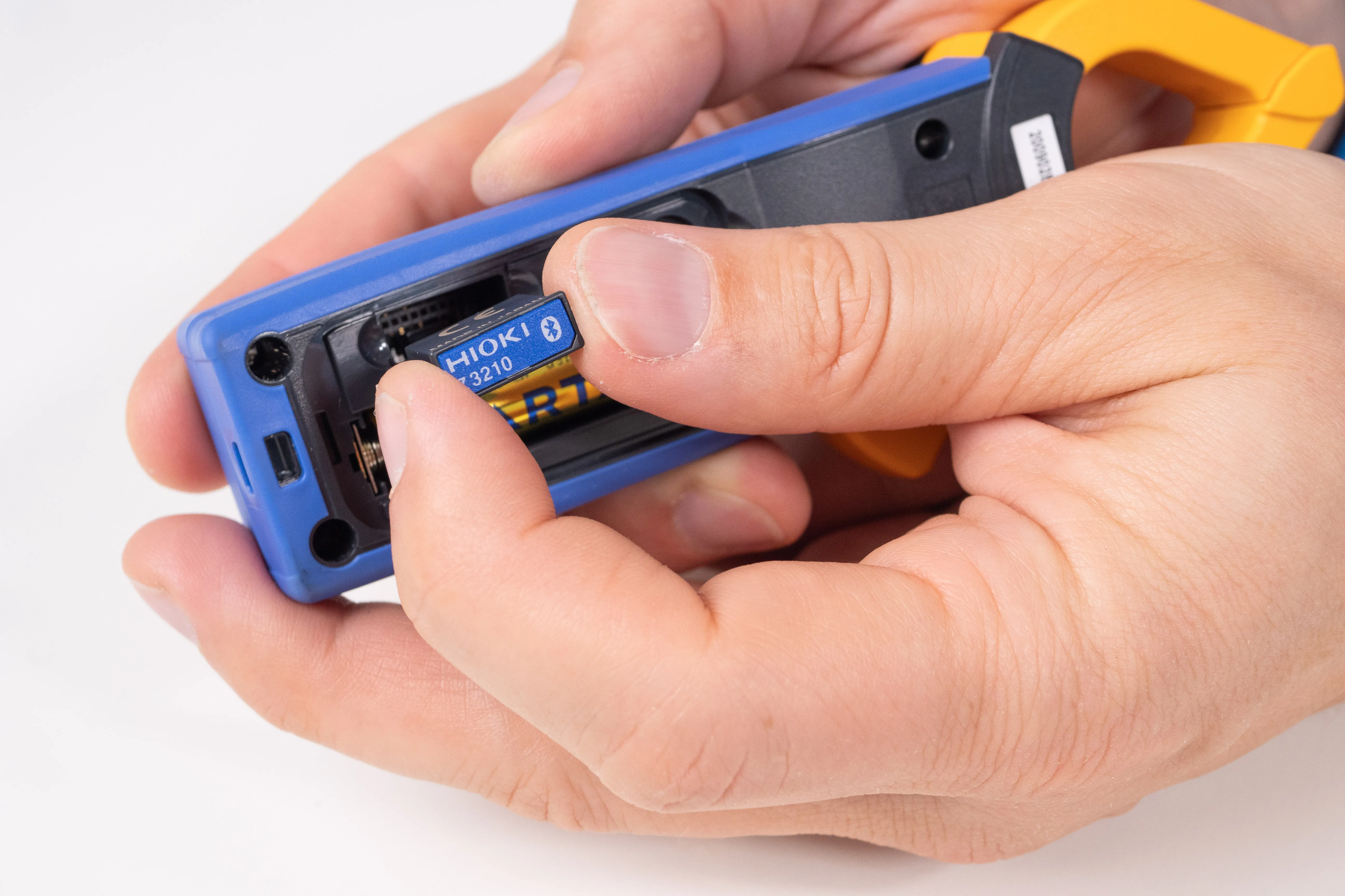 HIOKI Z3210 Bluetooth adapter compatible with CM4001