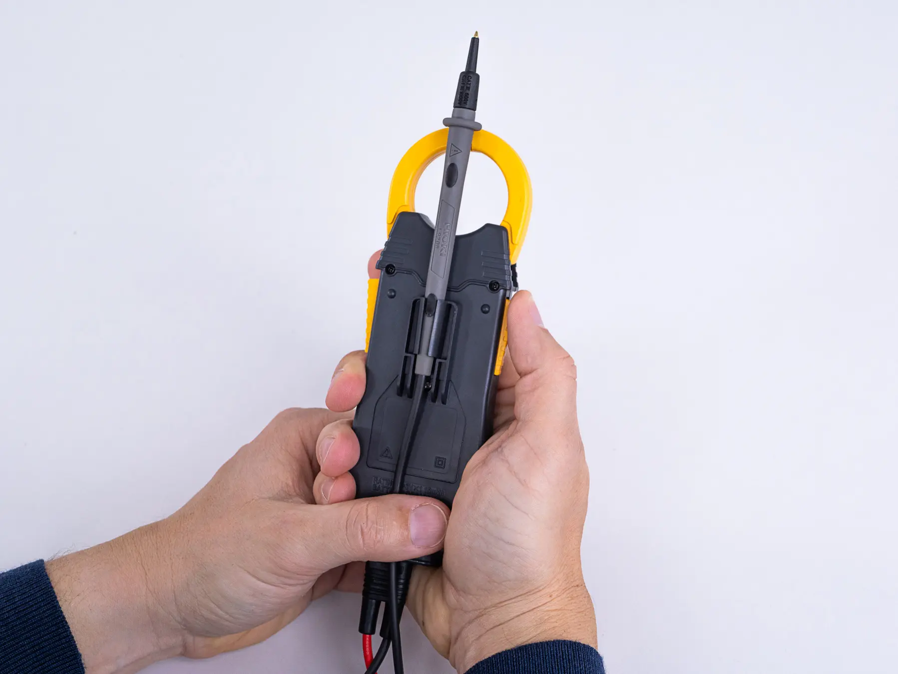 HIOKI 9209 test lead holder for HIOKI clamp meters during measurements