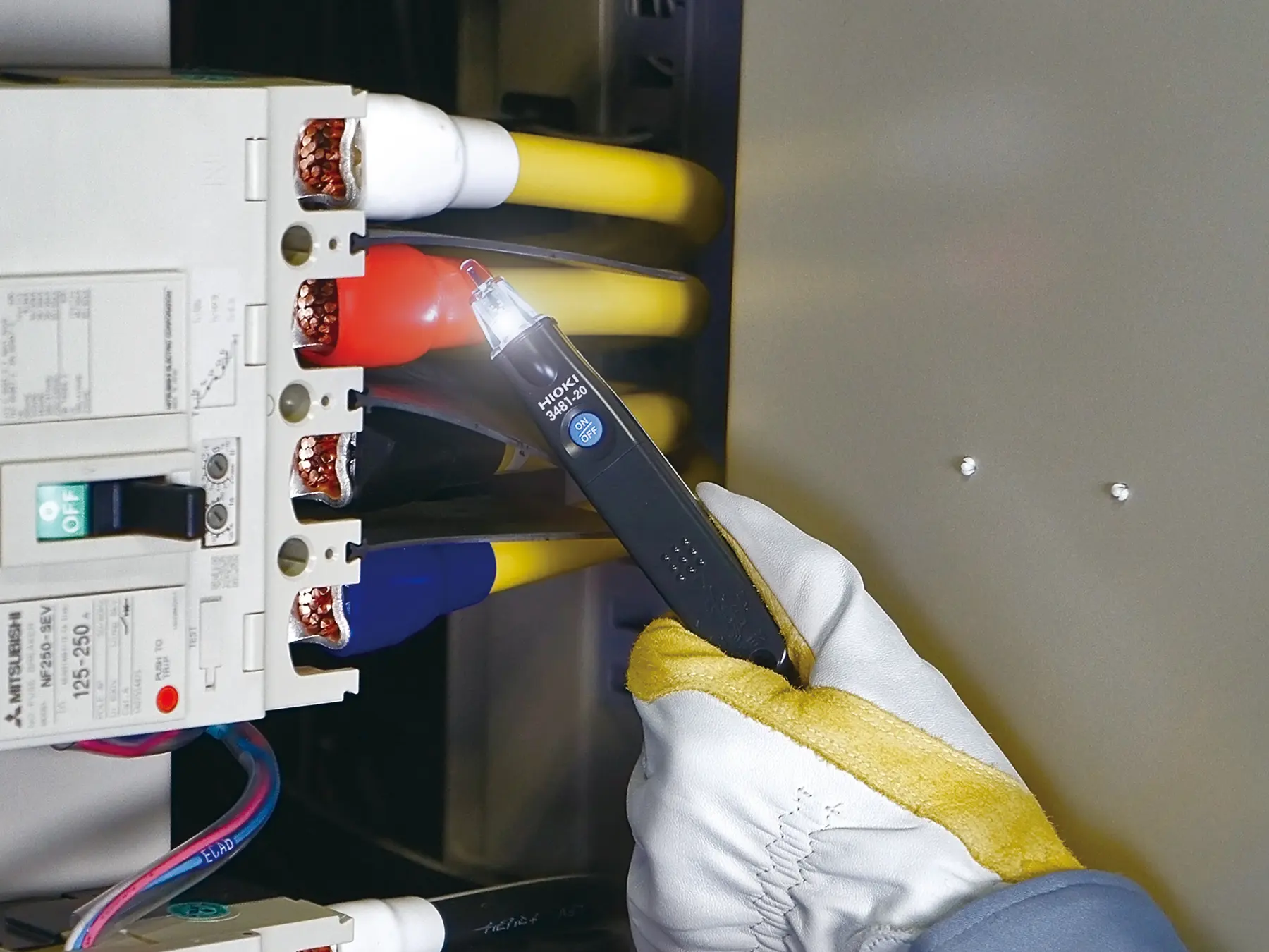 HIOKI 3481 non contact voltage detector 40v to 600v ac cat iv 600v adjustable sensitivity