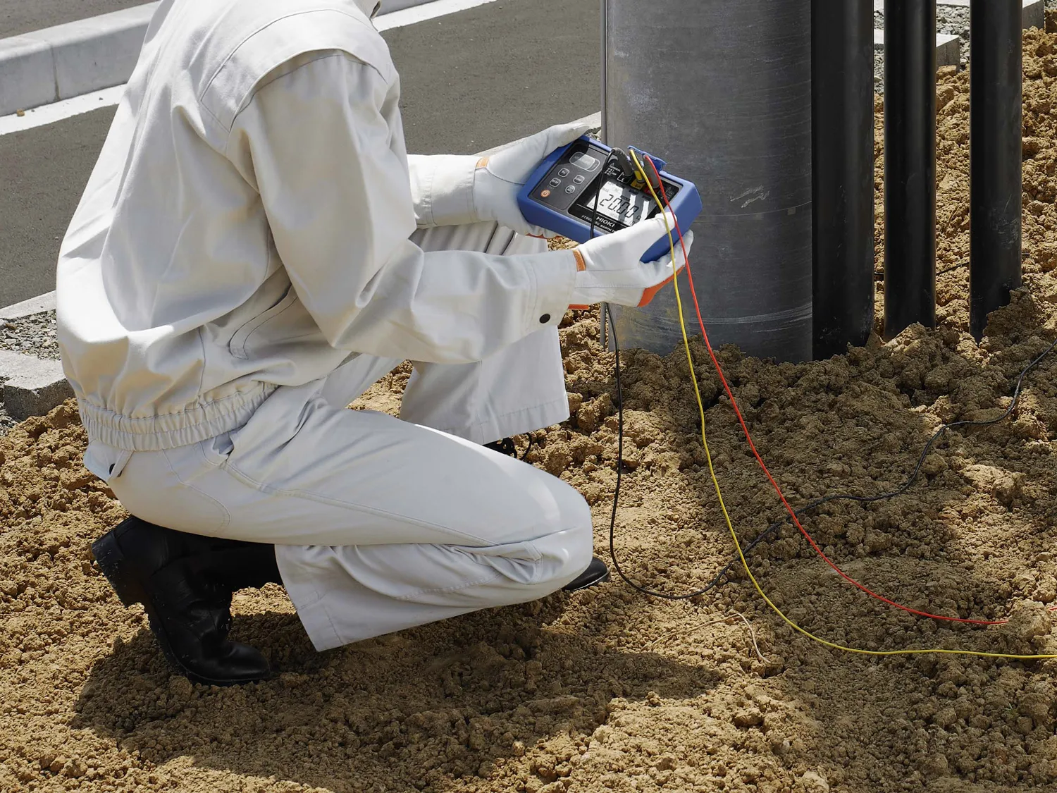 HIOKI FT6031-90 earth tester with Bluetooth for 2 pole and 3 pole measurement Bluetooth communication
