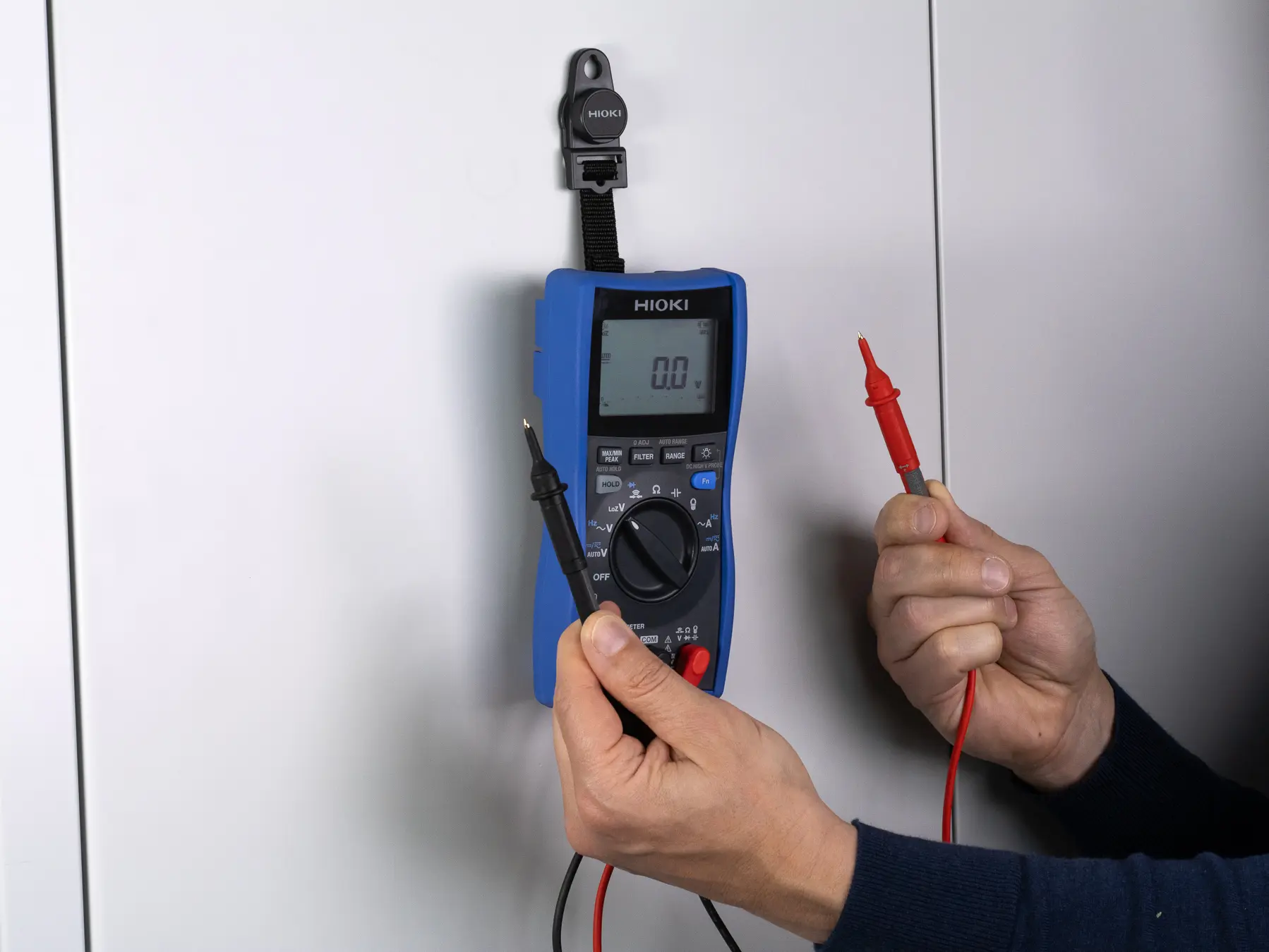 HIOKI DT4261-90 industrial digital multimeter with bluetooth magnetic strap and test lead L9300