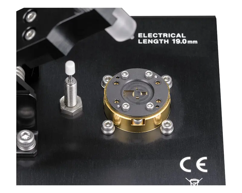 IM9201 - SMD Test Fixture for Impedance Measurements, DC to 3 GHz