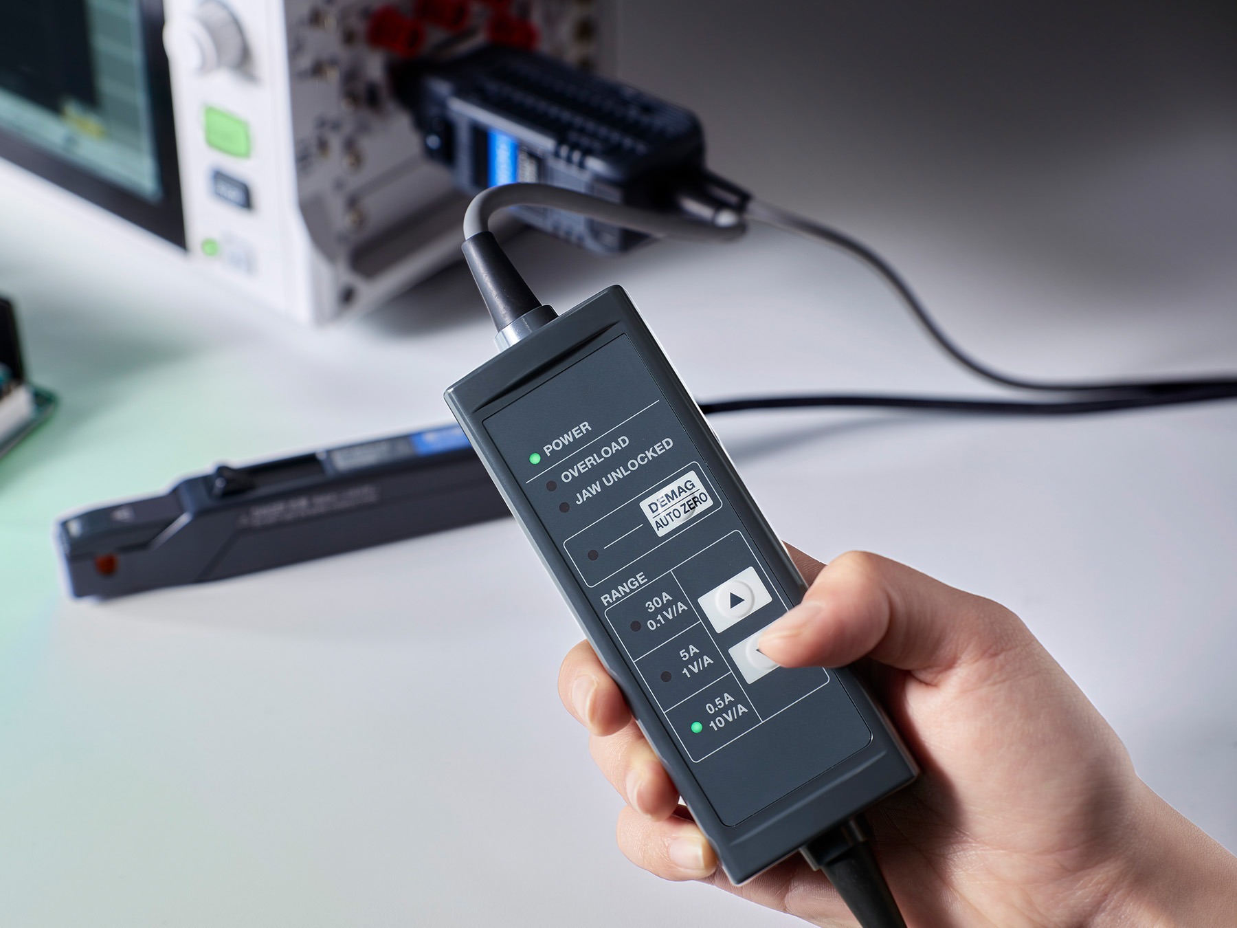 CT6710 - AC/DC multi-range current probe, 30 A / 50 MHz