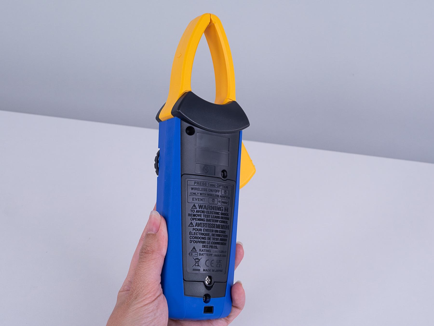 HIOKI CM4375-93 clamp multimeter cat iii 2000V P2010
