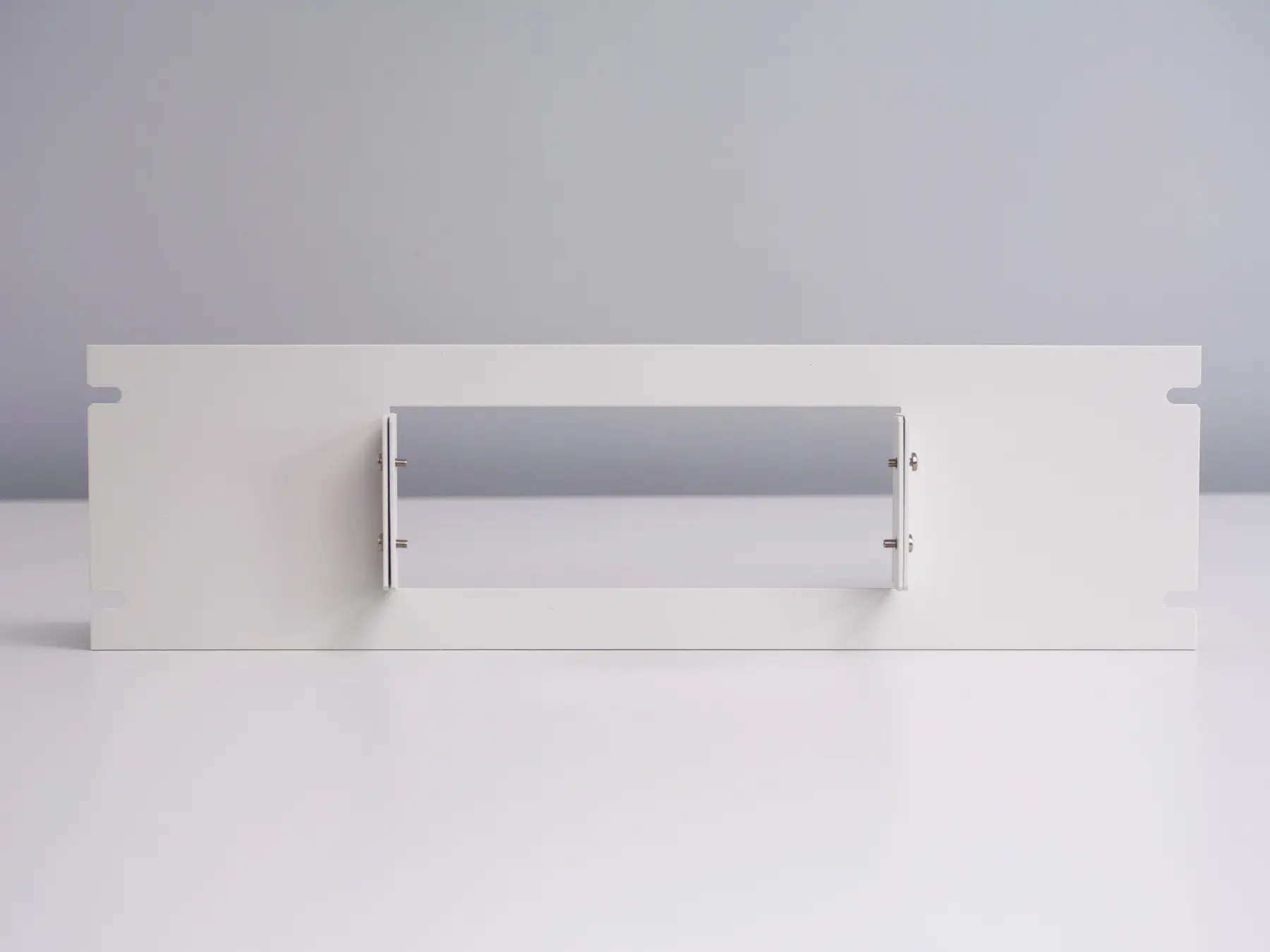 EU3560 - 19-inch rack-mount kit for BT356x series