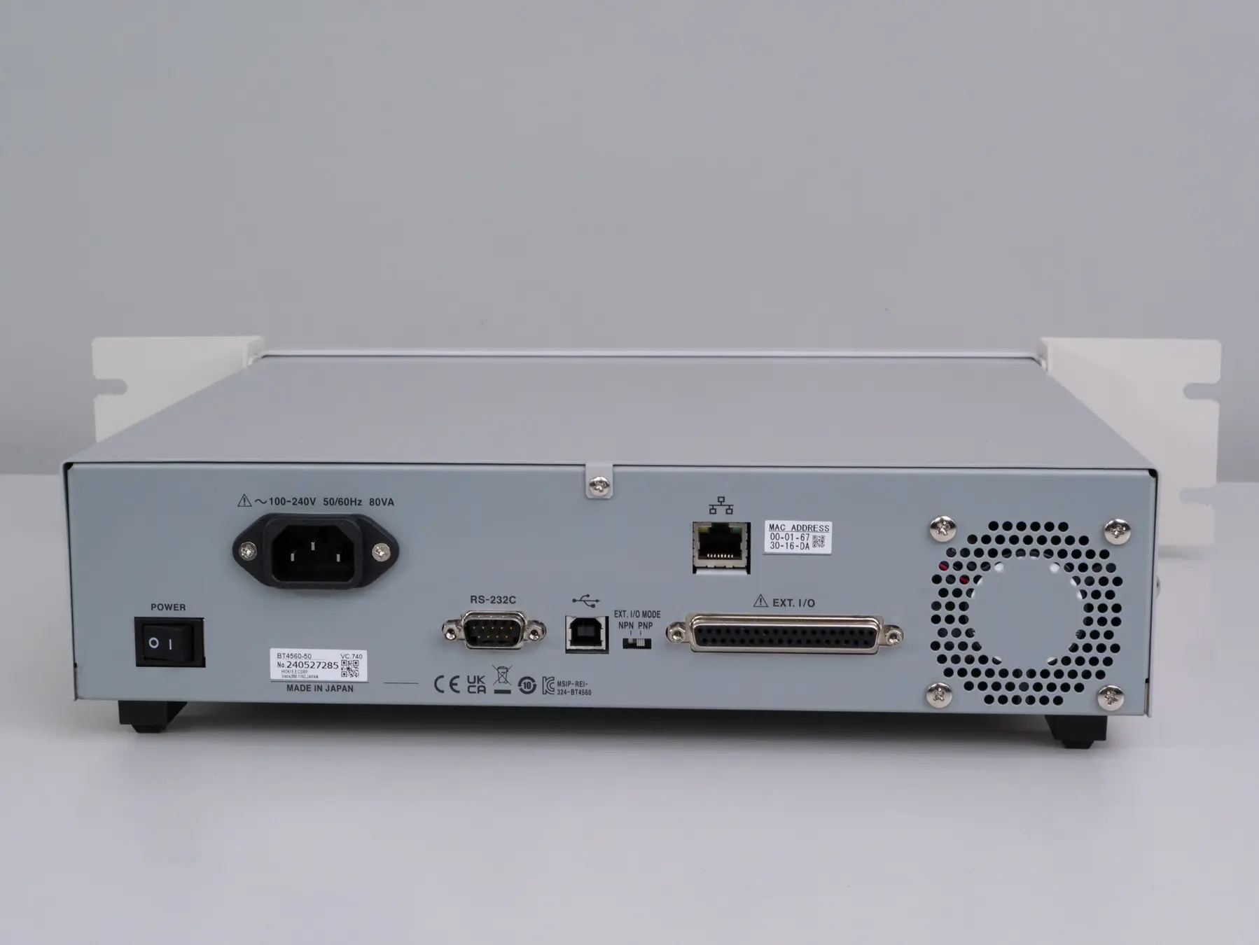 HIOKI EU4560 rack mount kit for the bt4560 series dedicated brackets