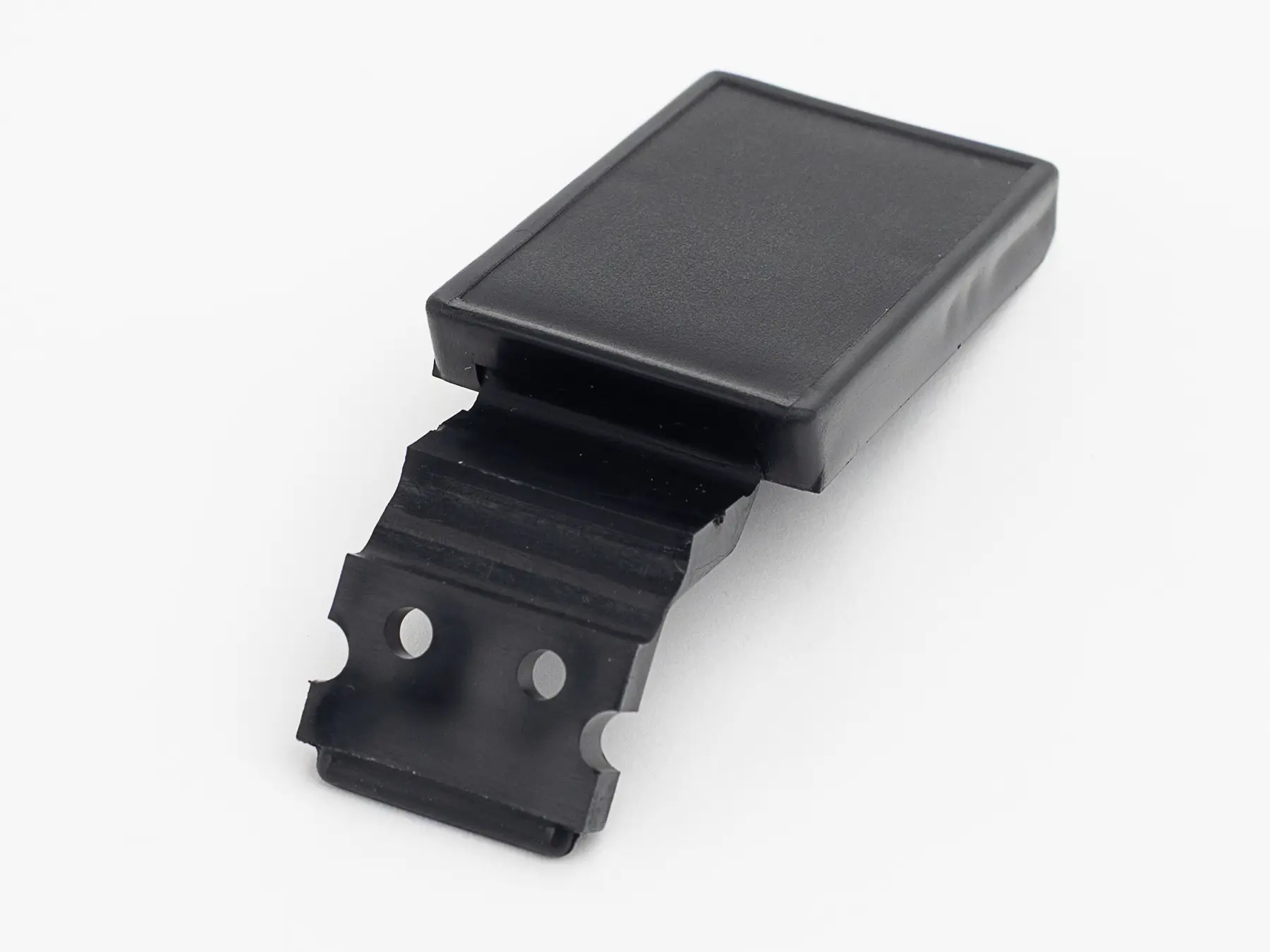 600105490 - Replacement Catch for Carrying Case C1006