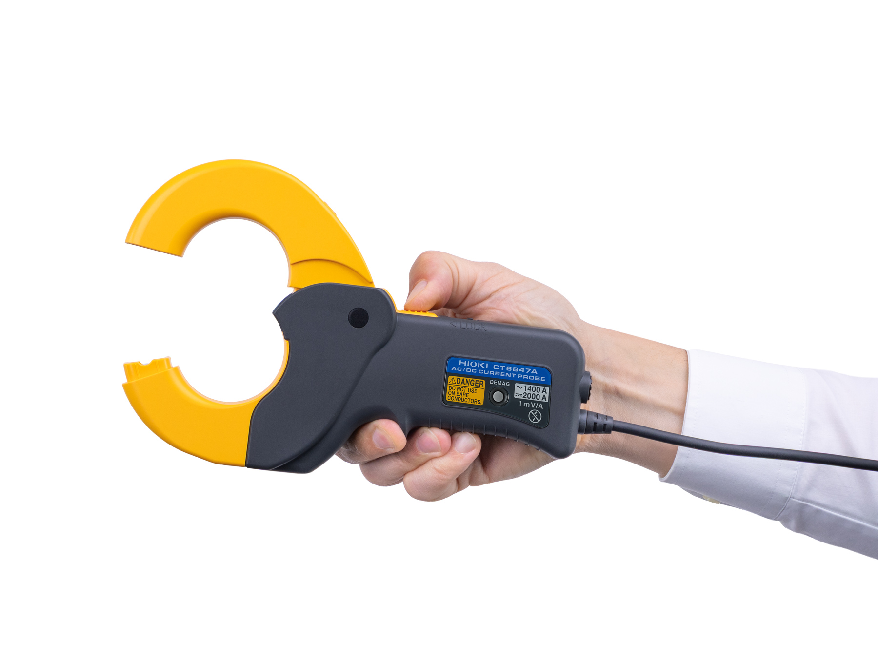 HIOKI CT6847A ac dc high accuracy current clamp 2000 a 70 khz basic accuracy 0 15 rdg