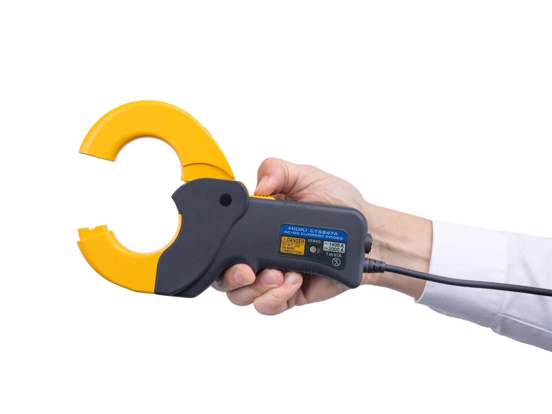 HIOKI CT6847A ac dc high accuracy current clamp 2000 a 70 khz basic accuracy 0 15 rdg