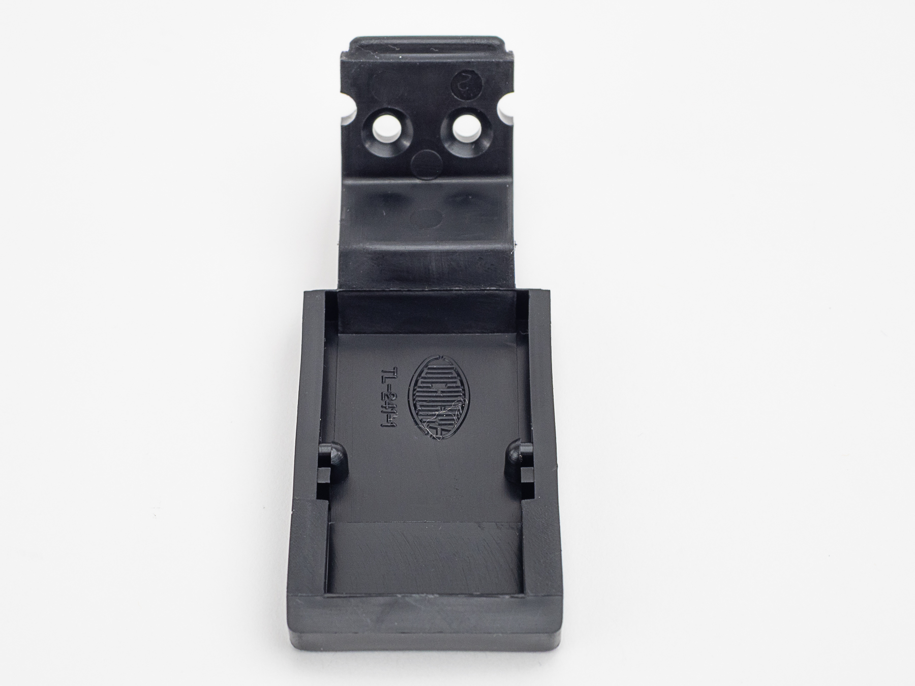 600105490 - Replacement Catch for Carrying Case C1006