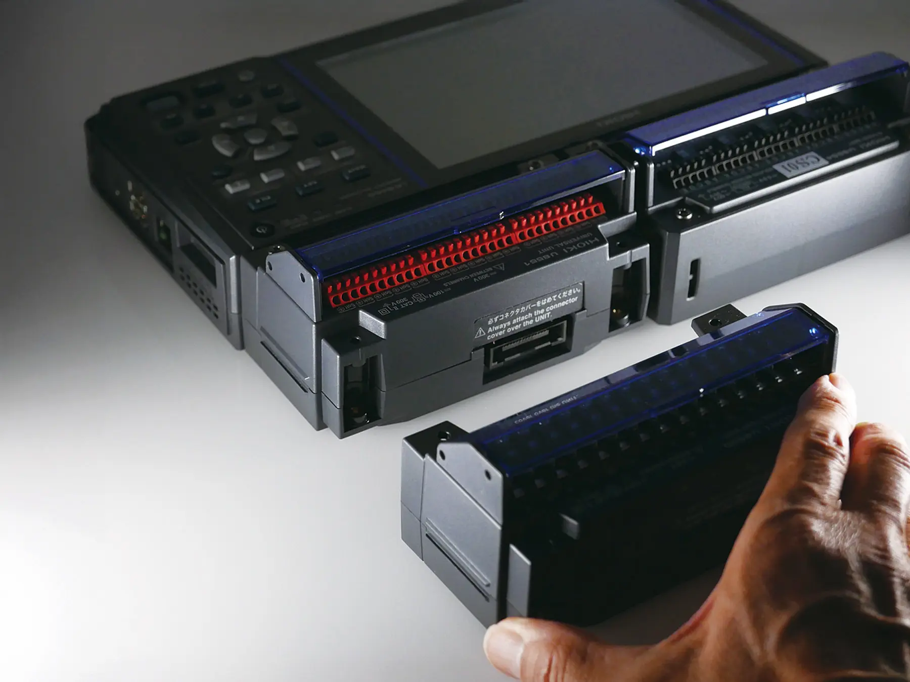 U8551 - 15-ch logger module for voltage, temperature and resistance, 10 ms